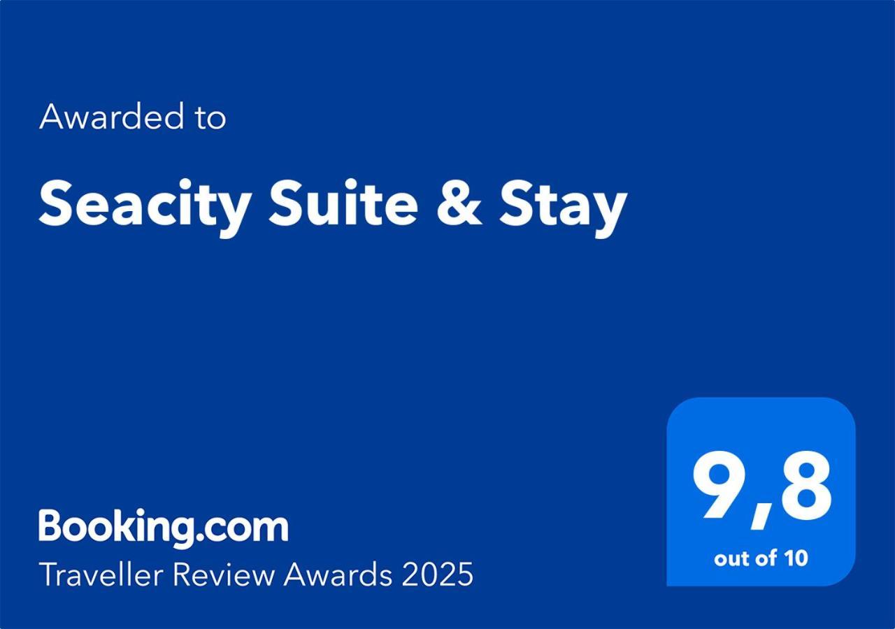 Seacity Suite & Stay Монополи Экстерьер фото